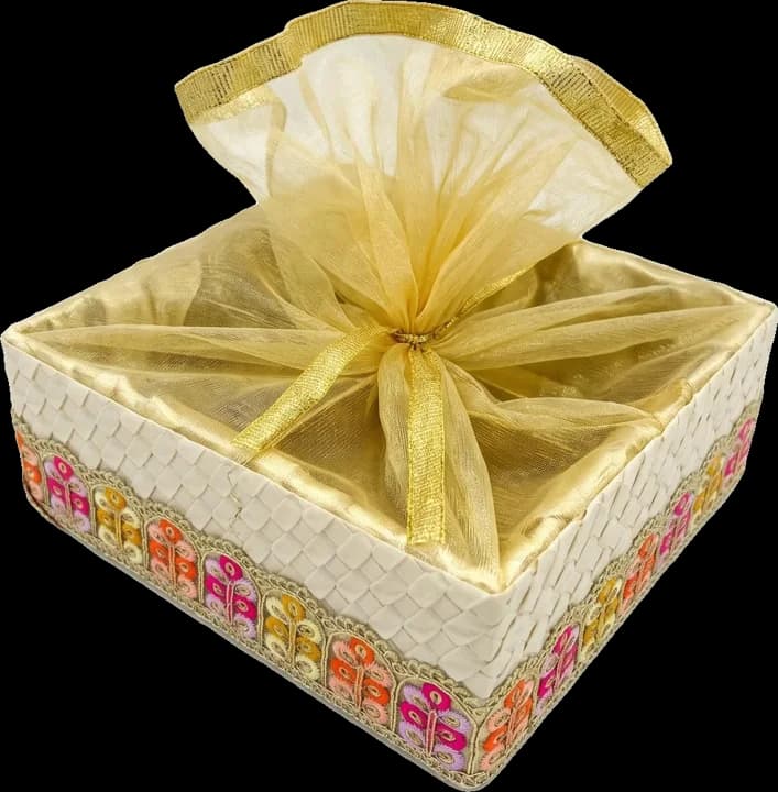 White Basket 8×8