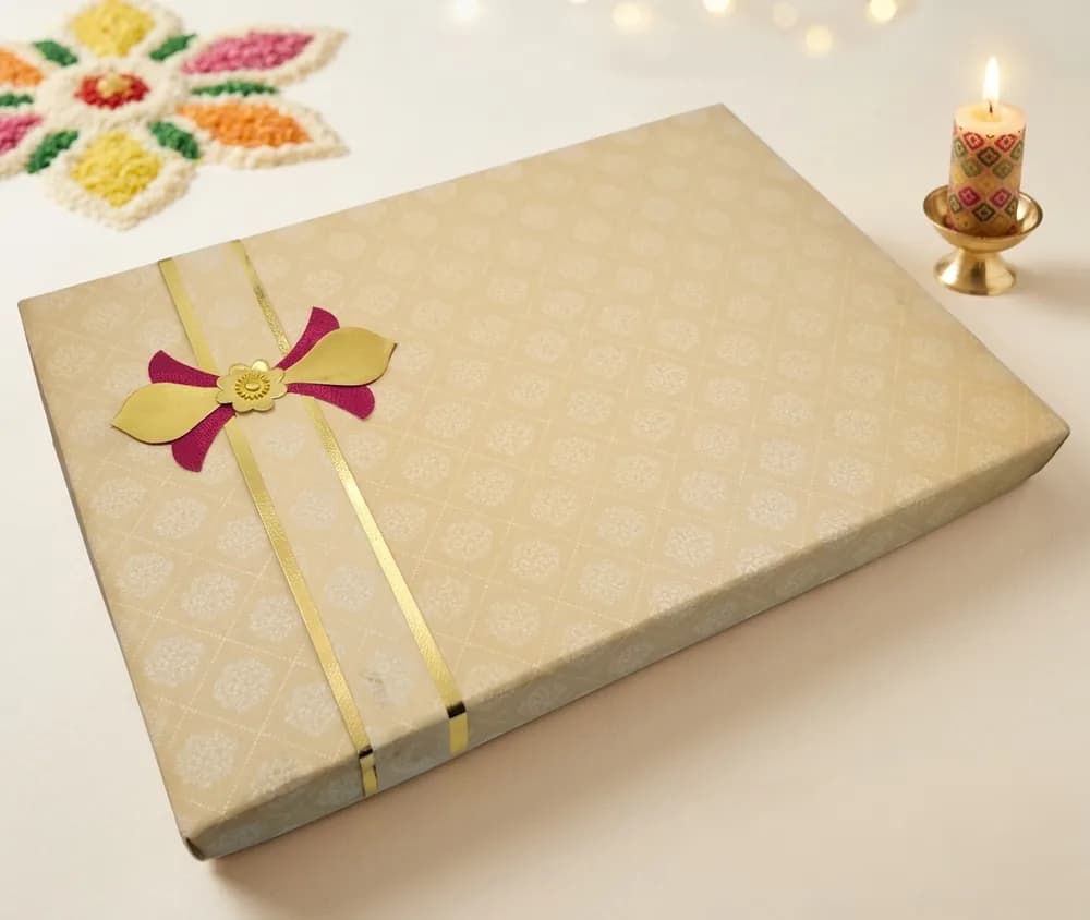 Design 129 — Kappa Box, 10×15 in · 600 g · 6 khana