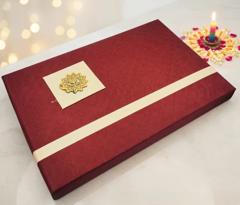 Design 135 — Kappa Box, 10×15 in · 600 g · 6 khana