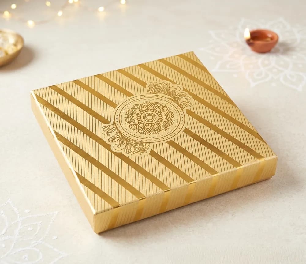 Design 104-G — Kappa Box, 8×8 in · 200 g · 4 khana